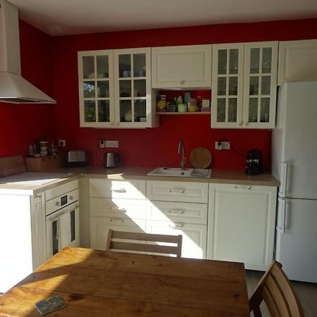 Beau 2 Pieces Avec Jardin Dans Villa A Mougins. Eksteriør billede
