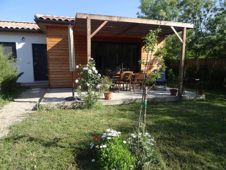 Beau 2 Pieces Avec Jardin Dans Villa A Mougins. Eksteriør billede